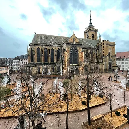B'm Yerri - Centre - Vue Cathedrale * Colmar